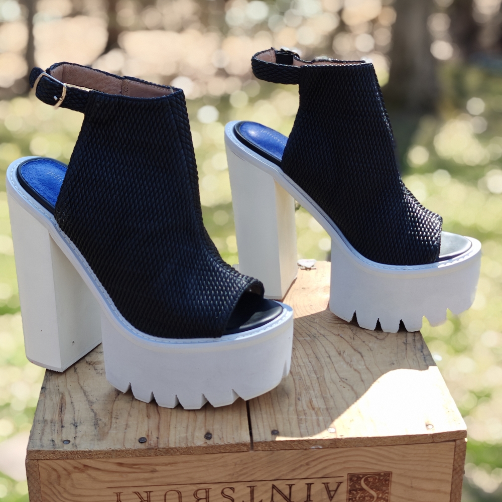 Jeffrey Campbell Black Textured Peep-Toe Platforms with White Chunky Sole